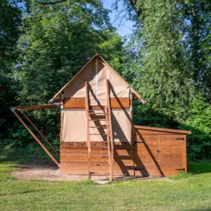 Locatif - Bivouac AVEC literie. Arrivée 16h Départ 10h. Max - Camping Bois & Toilés