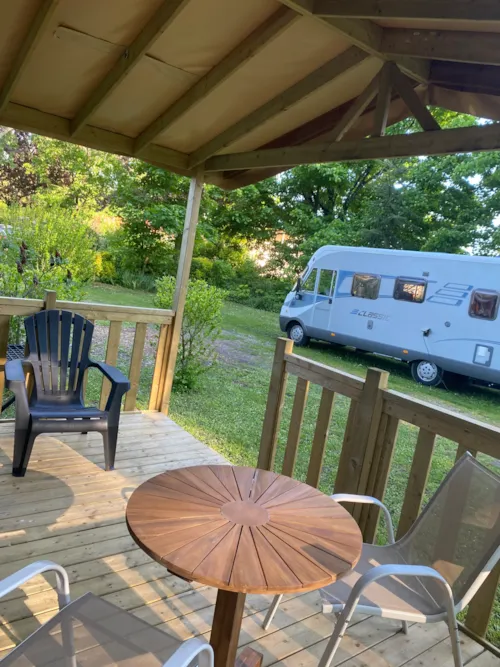 Location - Mobil Home 1 Chambre + Climatisation. Arrivée 16H Départ 10H. Max - image n°2 - Camping Bois & Toilés