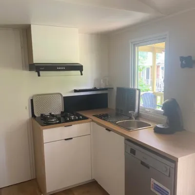 Mietunterkunft - Mobilheim 3 Zimmer + Klimaanlage. Ankunft 16.00 Uhr Abfahrt 10.00 Uhr - image n°4 - Camping Bois & Toilés