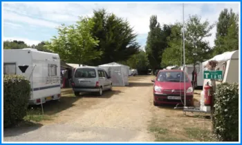 Stellplatz - Stellplatz + Wohnmobil - Camping Penhoat Côté Plage