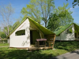 Location - Junior : 2 Chambres Avec Sanitaire - Camping La Forêt Lahitte