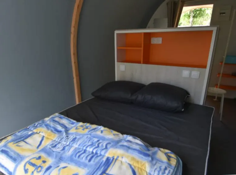 Tente 2 Trèfles 1 Chambre - Sans Sanitaire