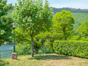 Stellplatz - Stellplatz - Camping Lac de Villefort