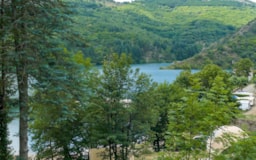 Camping Lac de Villefort - image n°5 - Roulottes