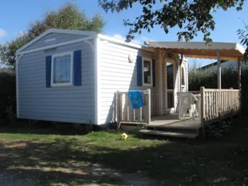 Location - Mobil-Home Confort Venus 22M² - 2 Chambres + Terrasse Semi Couverte 9M² - Flower Camping La Pointe du Talud