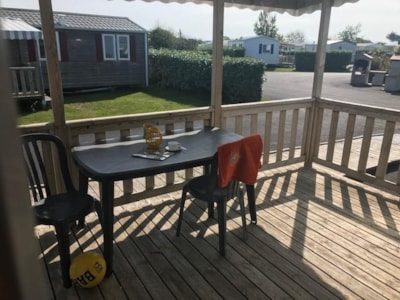 Mobilhome Confort HELIOS 32m² - 2 bedrooms - adapted to the people with reduced mobility + Half-covered terrace 15m²