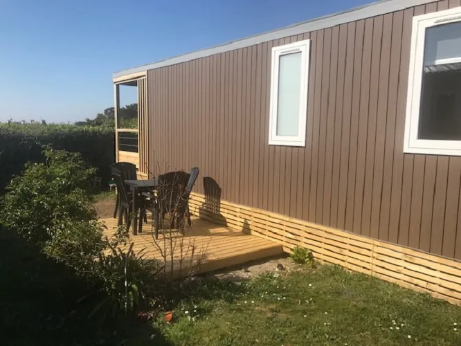 Mietunterkunft - Mobilheim  Premium Living 35M² - 2 Zimmer + Überdachte Terrasse - Flower Camping La Pointe du Talud