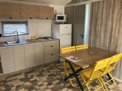 Mobile-home Confort Nirvana 32m² - 2 bedrooms - 2 bathrooms + Half-covered terrace 15m²