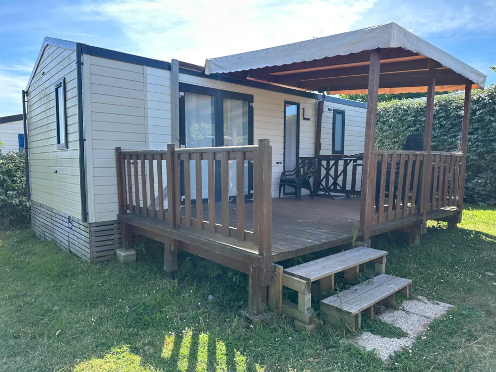 Location - Mobil-Home Confort Bahia 27M² - 2 Chambres + Terrasse Semi-Couverte - Flower Camping La Pointe du Talud
