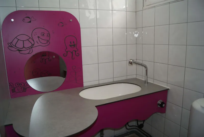 Nuit Étape Rando 1 Personne Tarif  Avec Électricité (À Vélo Ou À Pied Sans Véhicule Moteur)