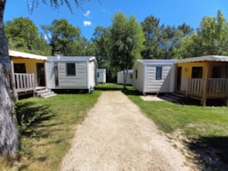 Camping de KERGO - image n°5 - Roulottes