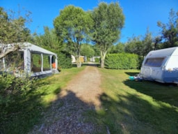 Camping de KERGO - image n°3 - Roulottes