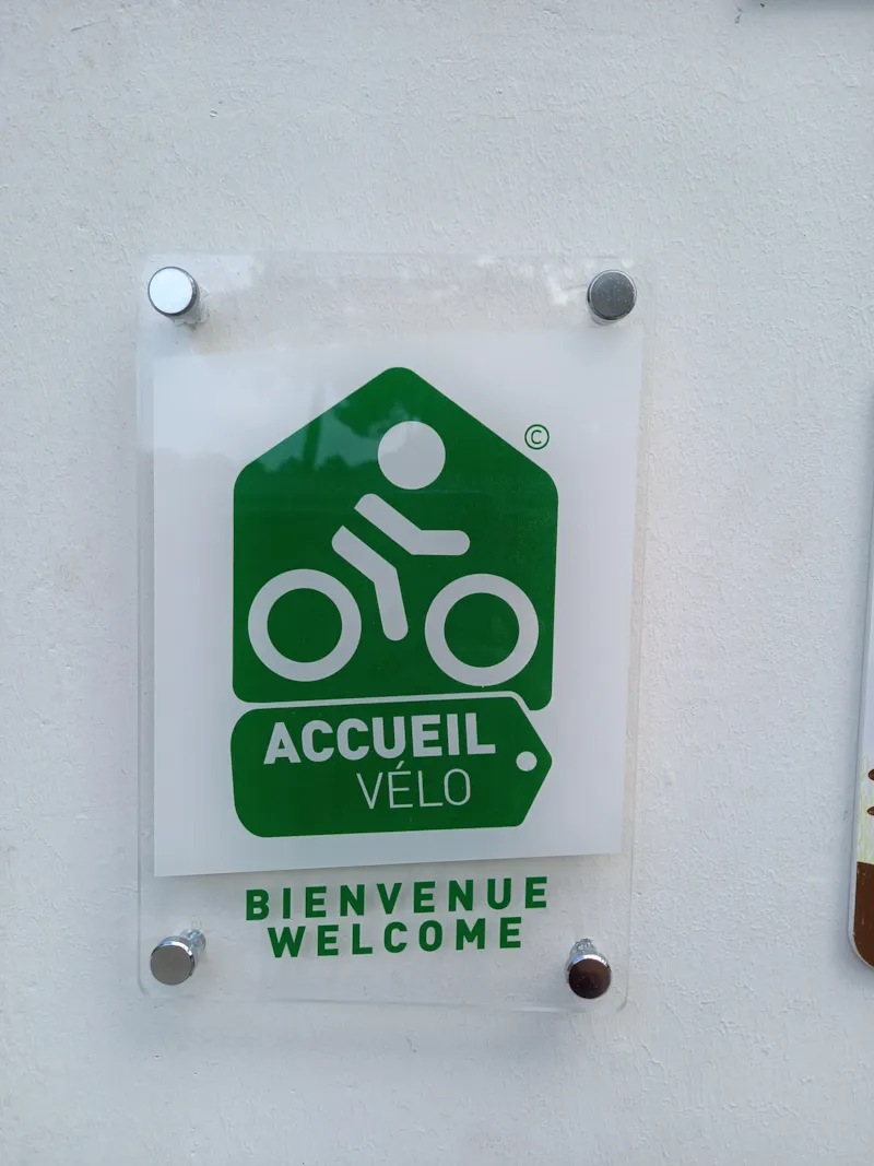 Nuit Étape Rando 1 Personne Tarif  Avec Électricité (À Vélo Ou À Pied Sans Véhicule Moteur)