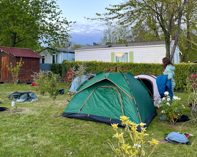 Petit Emplacement Pour Tente