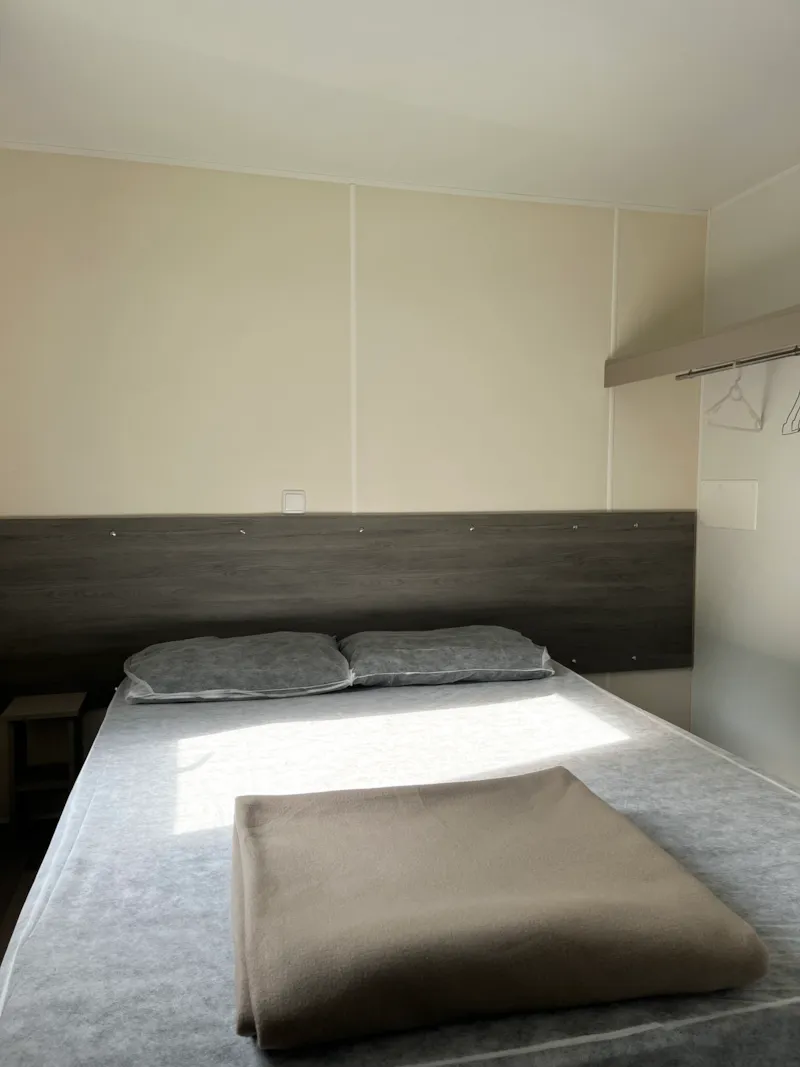 Mobil-Home - 30-35 M² - 2 Chambres Avec Terrasse