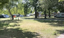 Camping Le Bon Coin - image n°2 - Roulottes