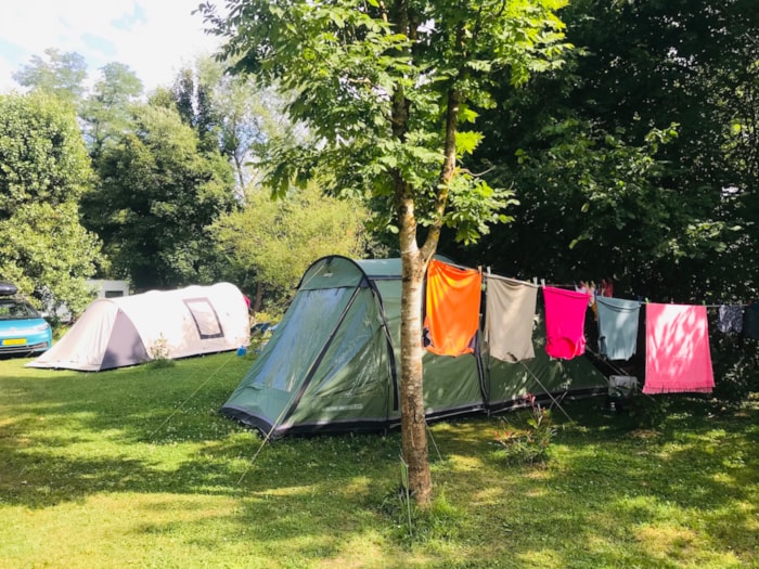 Forfait Emplacement Standard (Vidange, Remplissage Et Électricité 6A Inclus)