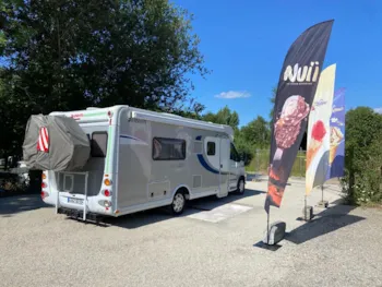 Stellplatz - Pauschale Stellplatz Wohnmobil 64M² (Inkl. Entleerung, Auffüllen Und Strom 10A) - Camping De La Doller