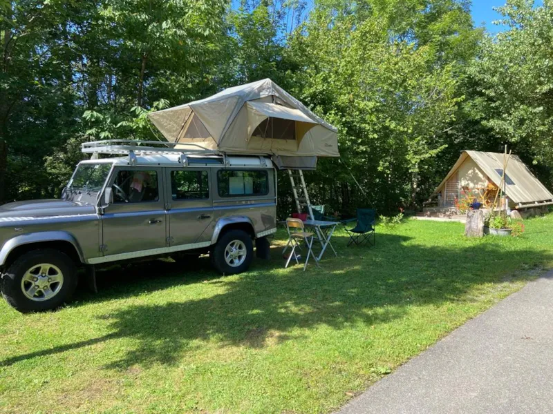 Forfait Emplacement Standard (Vidange, Remplissage Et Électricité 10A Inclus)