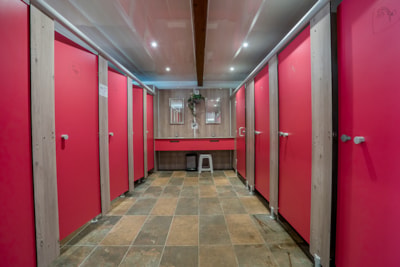 Standard Pitch Package (including emptying, filling and 10A electricity) — 8