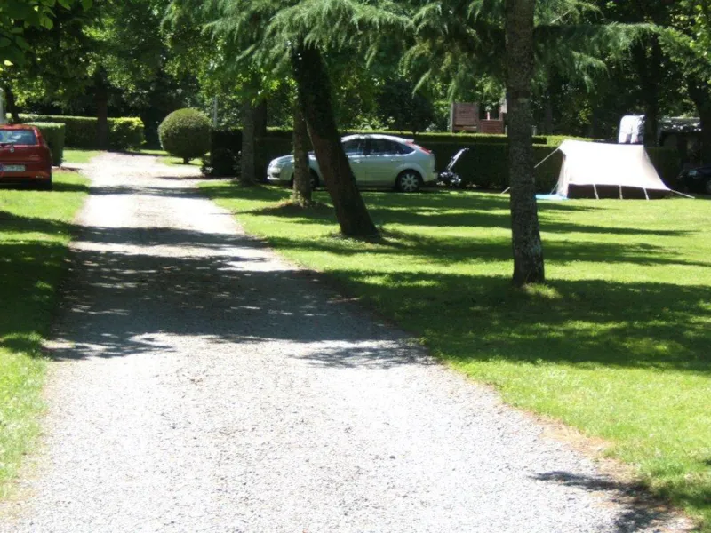 Forfait Nature (1 Tente, Caravane Ou Camping-Car / 1 Voiture) - Pas D Electricite