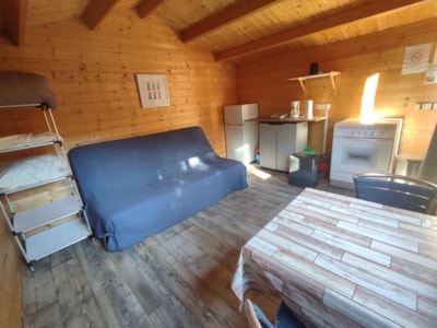 Hiker cabine (without private facilities)