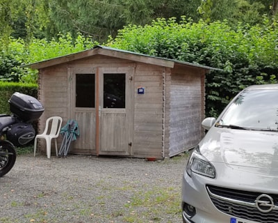 Small traveller's hut - ideal for hikers (without toilet blocks)