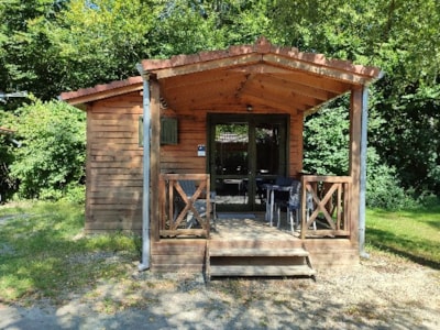 Chalet CONFORT Nelia 23 m² (1 Bedroom) + sheltered terrace 8 m² + air conditioning+ TV