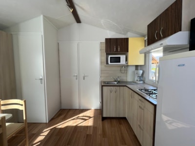 Mobile home Bermudes Confort 30m² (3 Bedrooms) + semi covered Terrace 18 m²+ TV