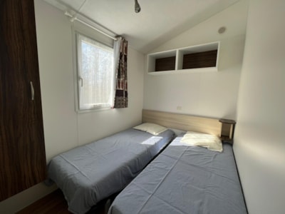Mobile home Bermudes Confort 30m² (3 Bedrooms) + semi covered Terrace 18 m²+ TV