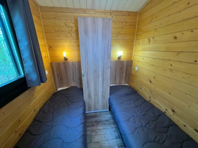 Chalet Savania PREMIUM46 34 m² (2 Bedrooms) + covered Terrace 13 m² + TV + air conditioning