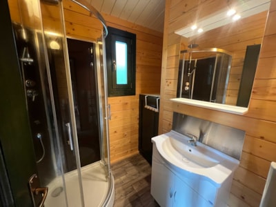 Chalet Sequoia PREMIUM 34 m² (2 Bedrooms) + double terrace 13 m²  (covered) + air conditioning