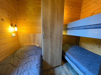 Chalet CONFORT Monia 27 m² (2 Bedrooms) + sheltered terrace 10m²+ air conditioning