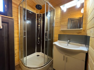 Chalet CONFORT Monia 27 m² (2 Bedrooms) + sheltered terrace 10m²+ air conditioning