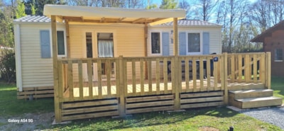 Mobile home Bermudes Confort 30m² (3 Bedrooms) + semi covered Terrace 18 m²+ TV