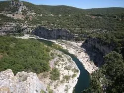 DOMAINE LE CLOS DES CAPITELLES