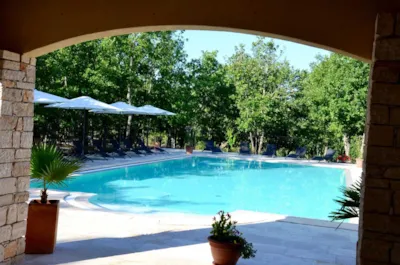 DOMAINE LE CLOS DES CAPITELLES - Camping Direct