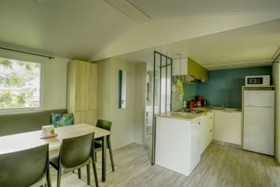 Atlantic Cottage 3 Bedrooms + 2 Bathrooms 40sqm + Spa