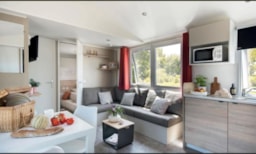 Mobil Home 3 Bedrooms Pitch 2, 2 Double Bed, Sqm 32, 6 People