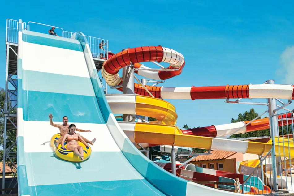 Camping Club Les Tamaris - MS Vacances