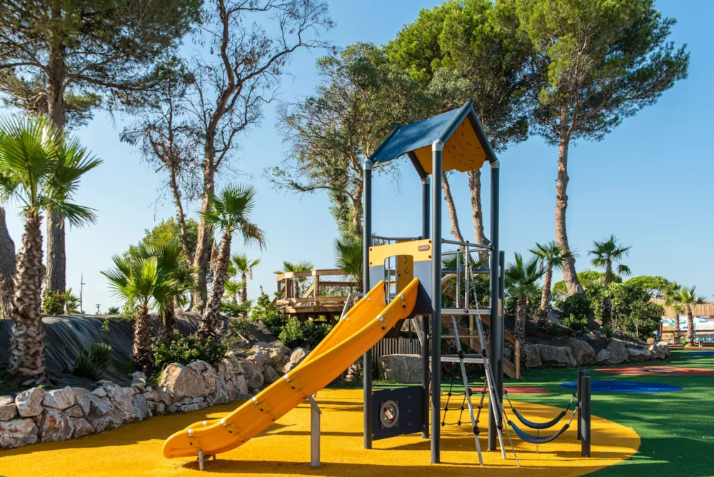 Camping Club Les Tamaris - MS Vacances
