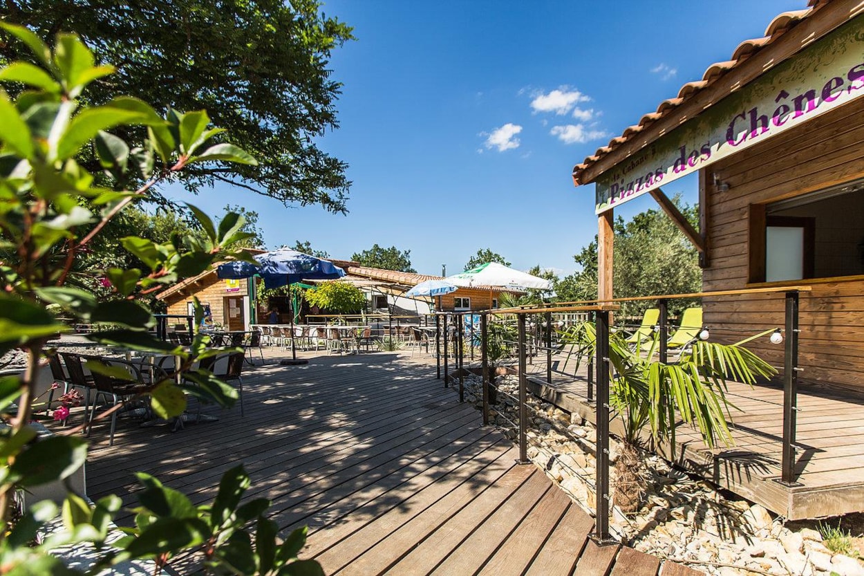 Camping LES CHENES