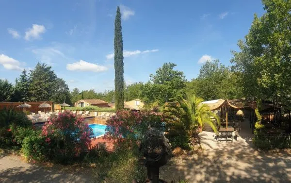 Camping Naturiste La Tuquette