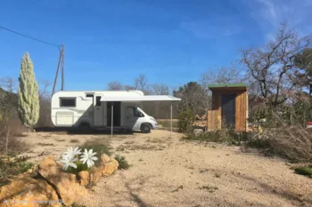 Pitch - Comfort Pitch - Camping Naturiste La Tuquette