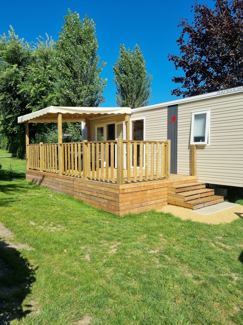 Stacaravan confort "Lodge"