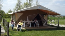 Mietunterkunft - 'Canada'  Eingerichtete Zelt  20M² - 1 Zimmer - Camping Lot et Bastides