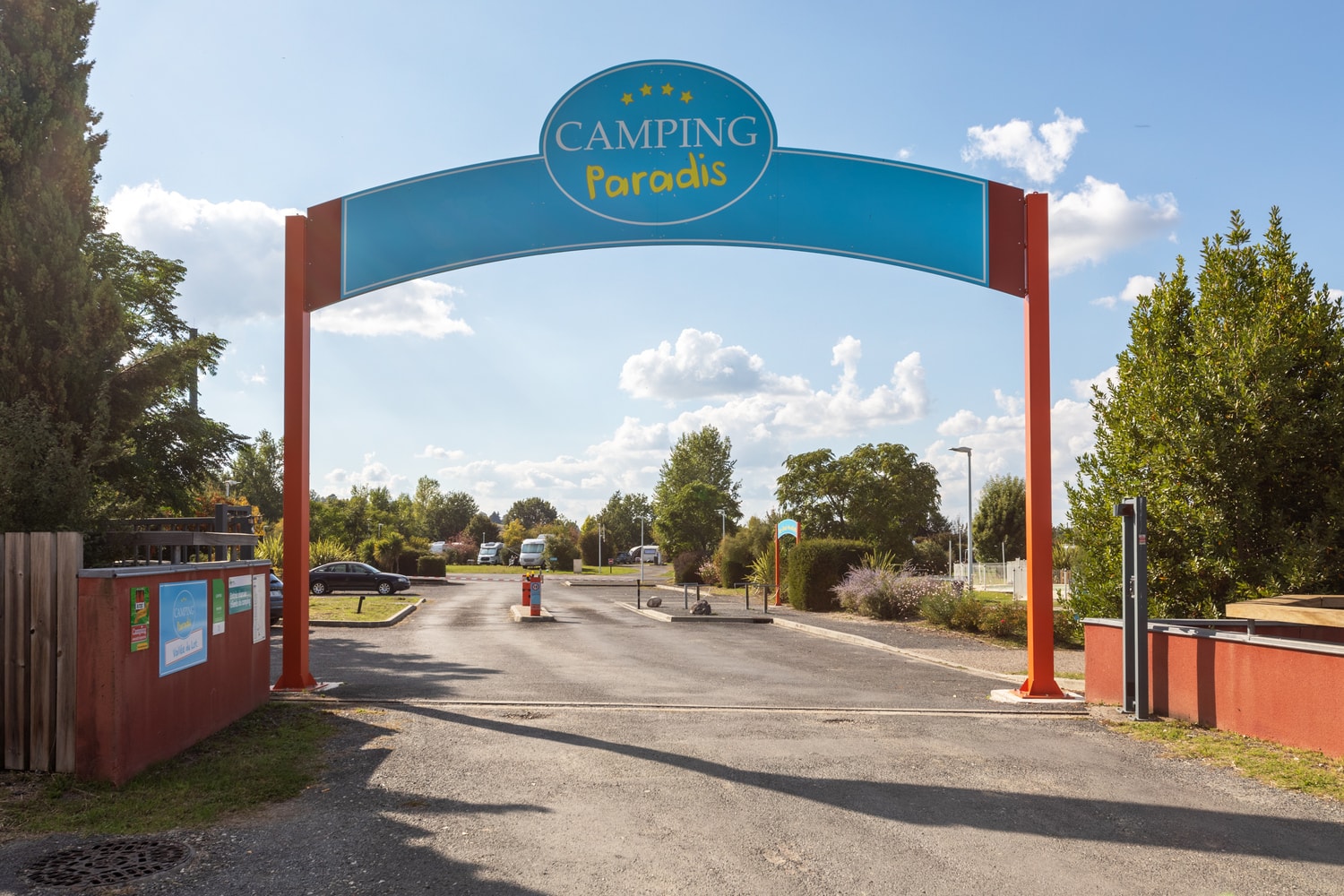 Camping Paradis Vallée du Lot — Photo 2