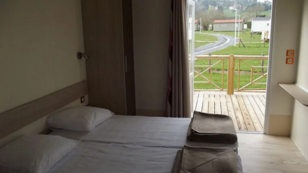Location - Mobil-Home Confort+ 2 Chambres Pmr S - Camping Paradis Vallée du Lot
