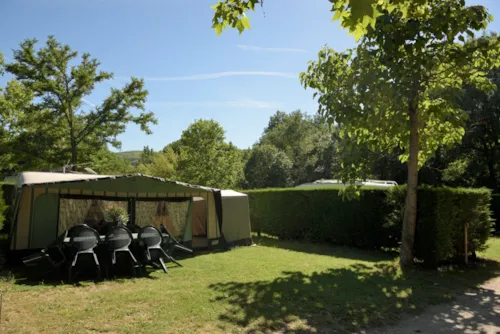 Emplacement - Emplacement + 1 Véhicule - image n°7 - Camping De La Lône