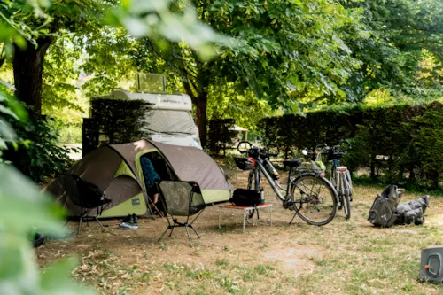 Emplacement - Emplacement Vélo - image n°2 - Camping De La Lône